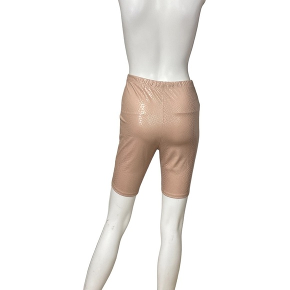 Elastic Waist Solid Biker Shorts Animal Print
New - Picture 4 of 6